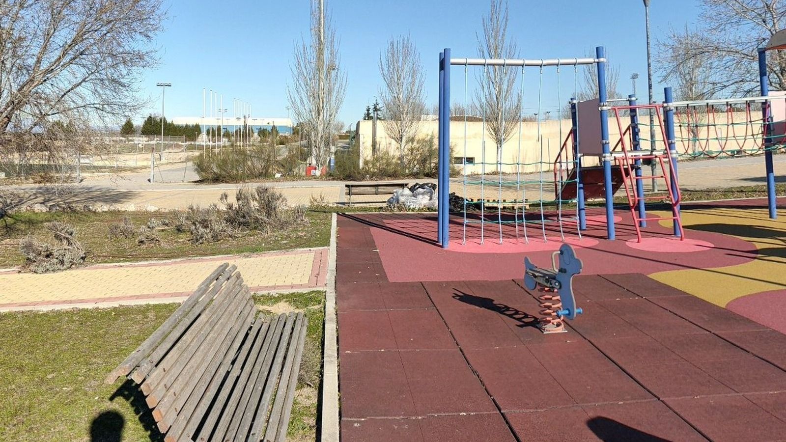 El PSOE reclama la renovación de los parques infantiles de Pozuelo