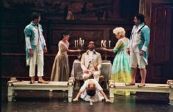 La ópera de Mozart encandila al patio de butacas del MIRA Teatro