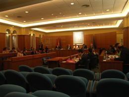 El Pleno aprueba la enmienda para colgar las actas del Ayuntamiento en Internet