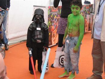 Animadrid organiza concursos de disfraces o teatro callejero para entretener a los niños