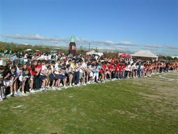 Más de mil escolares del municipio participaron en el cross ‘Día del Maestro’