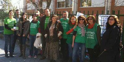 El PSOE acude a una concentración en apoyo a los estudiantes valencianos