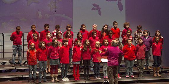 600 alumnos de Pozuelo participan en la 'Muestra Escolar de Música Navideña'