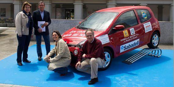 La Asociación de Comerciantes sortea un Renault Twingo