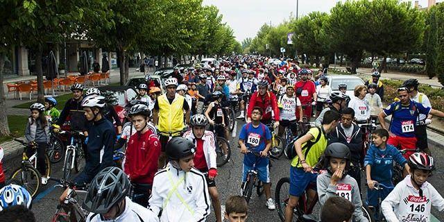 Seiscientos pozueleros participaron en la 'Fiesta de la bici'