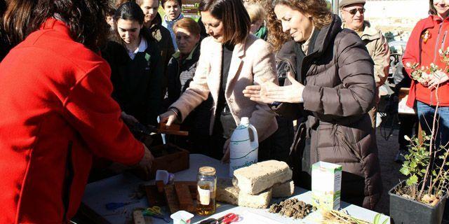 La alcaldesa de Pozuelo celebra el Día Mundial de la Educación Ambiental