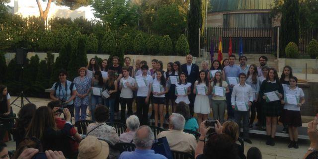 Los alumnos de Bachillerato y Secundaria reciben sus premios “Gerardo Diego”