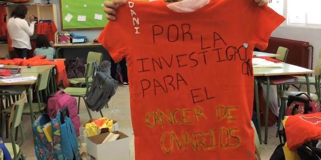 Alumnos del colegio Pinar Prados de Torrejón se movilizan para curar el cáncer de su profesora