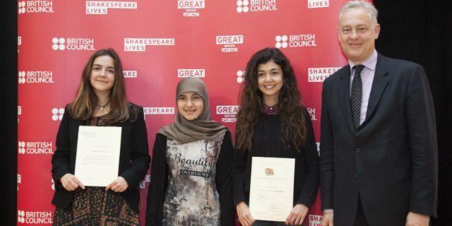 El British Council entrega los premios del concurso “Shakespeare y yo”