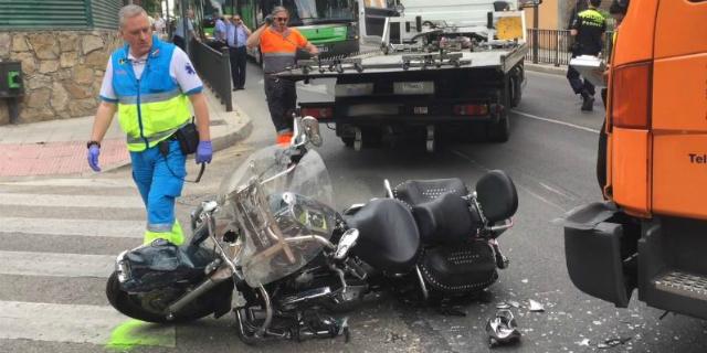 Muere el motorista que colisionó con un camión en la Avenida Leopoldo Calvo-Sotelo