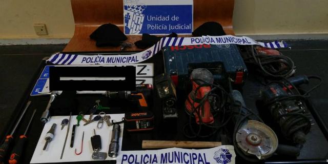 La Policía Municipal detiene a dos hombres y recupera dos coches robados tras una persecución por las calles de Pozuelo