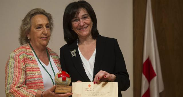 Cruz Roja Pozuelo concede a Susana Pérez Quislant la Medalla de Bronce de Banderita