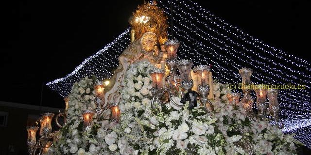 La Virgen de la Consolación recorrió las calles de Pozuelo arropada por cientos de vecinos