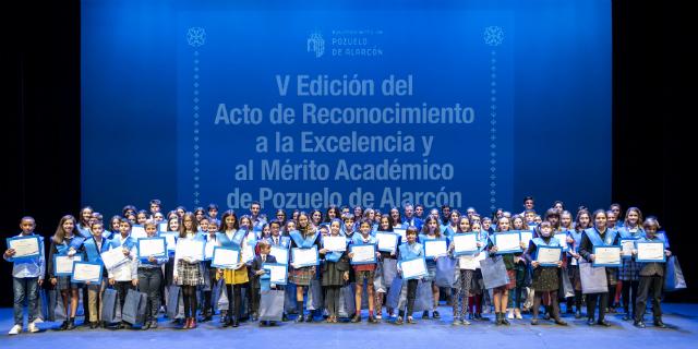 El Ayuntamiento de Pozuelo premia a los mejores estudiantes del municipio