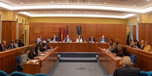 El Ayuntamiento reconoce la labor de las Fuerzas y Cuerpos de Seguridad del Estado en Cataluña