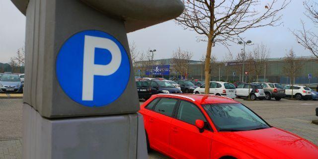 El Ayuntamiento suspende la zona de estacionamiento regulado hasta nuevo aviso