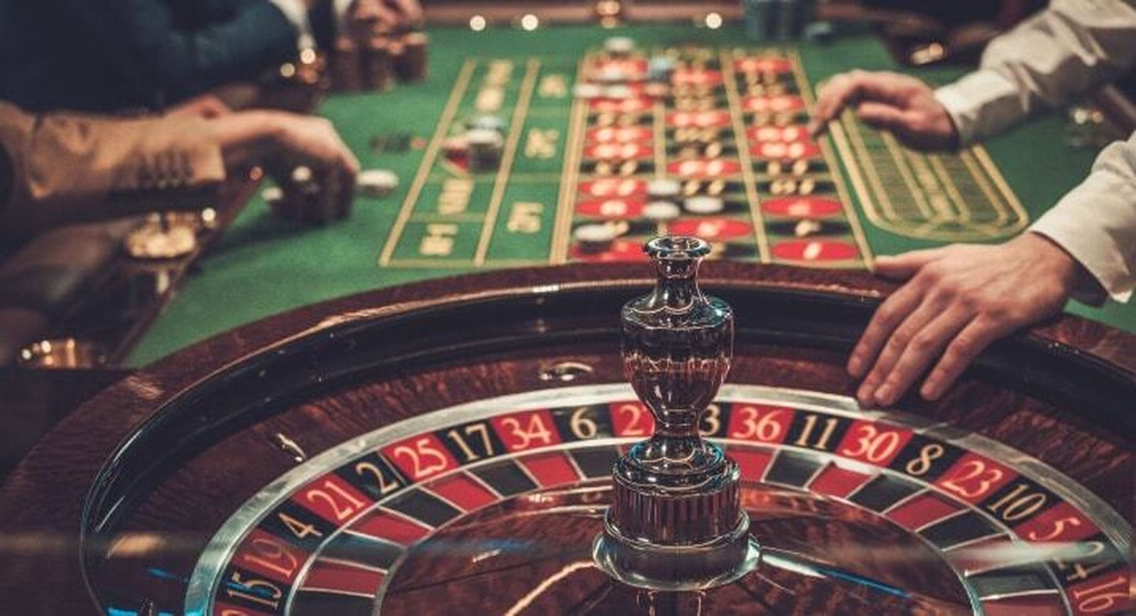 Ocho de cada diez españoles prueban fortuna en juegos de azar