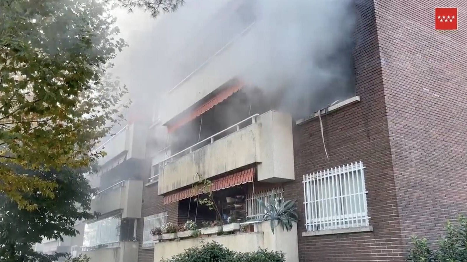 Quemaduras de primer y segundo grado en un joven de 21 años por el incendio de una vivienda en Prado de Somosaguas