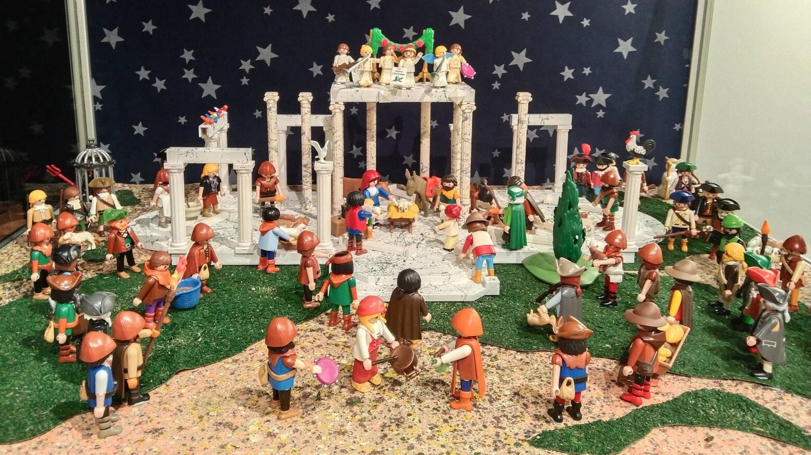 Siete belenes de Playmobil llegan al Zoco de Pozuelo por Navidad
