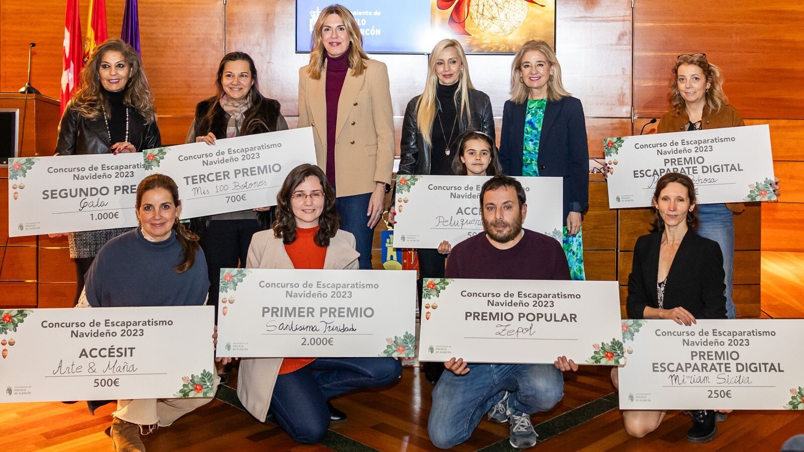 El Ayuntamiento premia los mejores escaparates de los comercios locales de Pozuelo durante Navidad