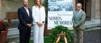 pozuelo-honra-la-memoria-de-miguel-angel-blanco-en-el-aniversario-de-su-asesinato-a-manos-de-eta