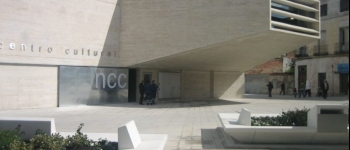 el-centro-cultural-padre-vallet-acoge-hasta-el-16-de-octubre-la-exposicion-fotografica-1975-cambio-de-tercio