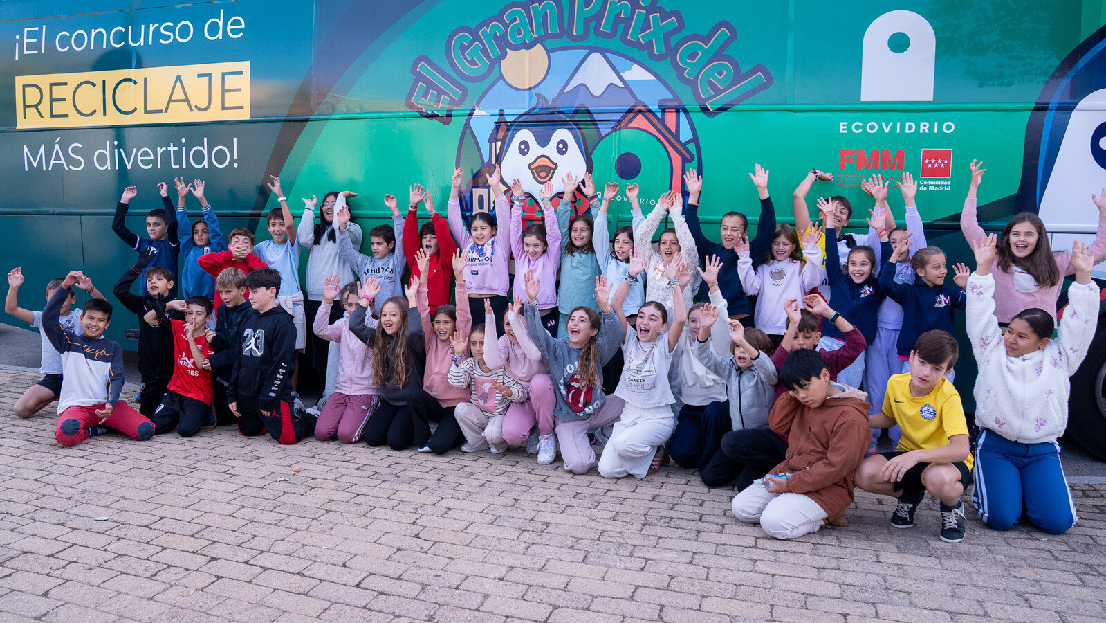 Alumnos de Pozuelo aprenden sobre el reciclaje de vidrio