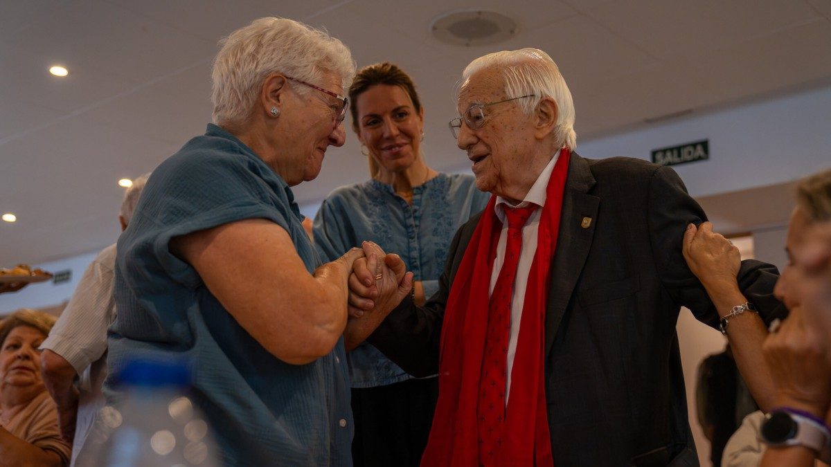 Pozuelo y Padre Ángel se unen contra la soledad de los mayores