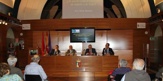 Pozuelo ofrece una conferencia sobre la prevención de enfermedades cardiovasculares