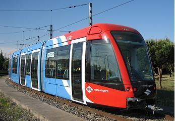 Nuevo retraso en la inauguración del tren ligero