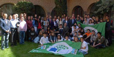 El instituto Camilo José Cela y el colegio Príncipes de Asturias obtienen la Bandera Verde