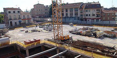 El PSOE lleva al pleno las obras de la plaza del Padre Vallet