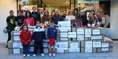 Éxito en la recogida de juguetes para Haití