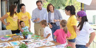 La concejal de Familia clausura la Colonia de verano para niños y jóvenes con discapacidad