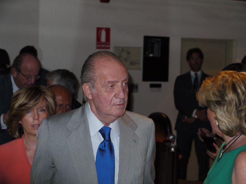 120823 visita rey juan carlos 112 madrid esperanza aguirre Paloma Adrados 4