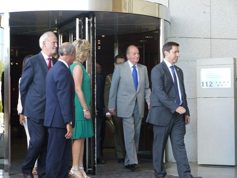 120823 visita rey juan carlos 112 madrid esperanza aguirre Paloma Adrados 6