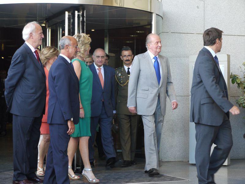 120823 visita rey juan carlos 112 madrid esperanza aguirre Paloma Adrados 7