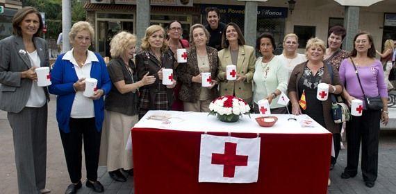 El Ayuntamiento colabora con Cruz Roja en el Día de la Banderita