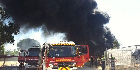 Incendio en un invernadero de Pozuelo