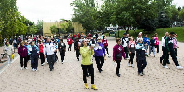 Jóvenes y mayores se unen ‘Por una vida saludable’