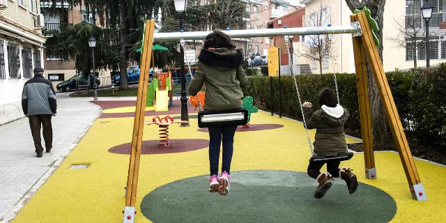 Nuevo parque infantil para los vecinos de la Fuentecilla