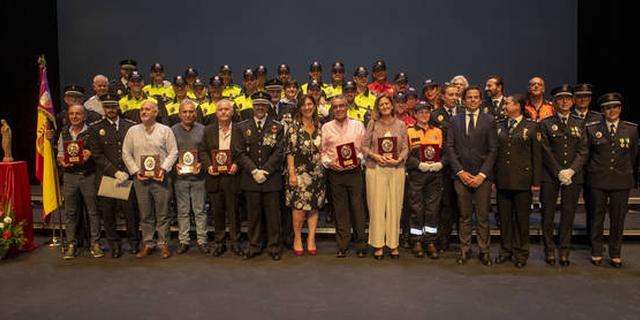 La Policía Municipal de Pozuelo celebró el día de su patrona con la entrega de condecoraciones y distinciones