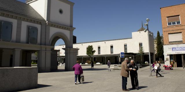 Unai Sanz denuncia que la reforma de la Plaza Padre Vallet no es una prioridad para el PP