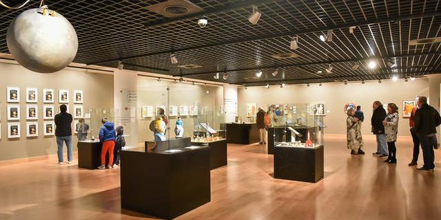 Más de 4.700 personas han visitado la exposición de Tintín en el MIRA