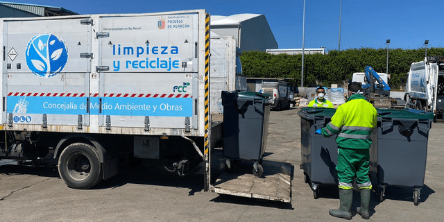 Pozuelo dona ocho contenedores de gran capacidad para el hospital de campaña de Leganés 