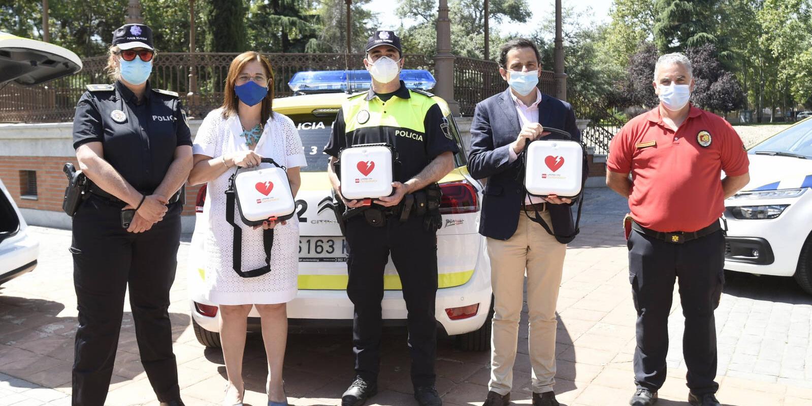 Los coches de la Policía municipal contarán con desfibriladores 