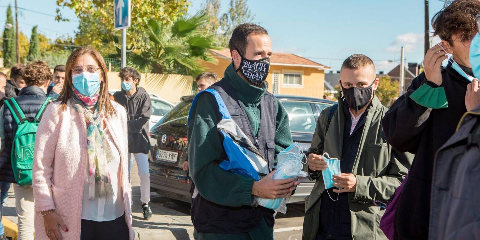 Un equipo de monitores concienciará a los jóvenes pozueleros sobre la importancia de usar mascarilla