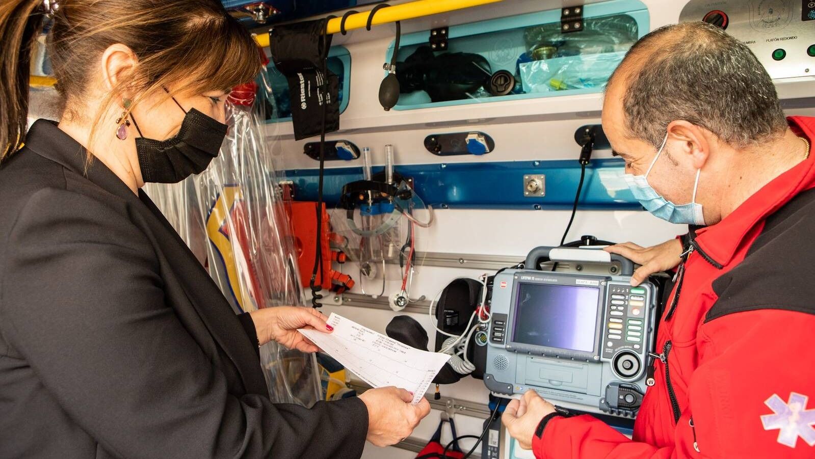 Cuatro nuevos monitores para los vehículos del Servicio de Emergencias de Pozuelo