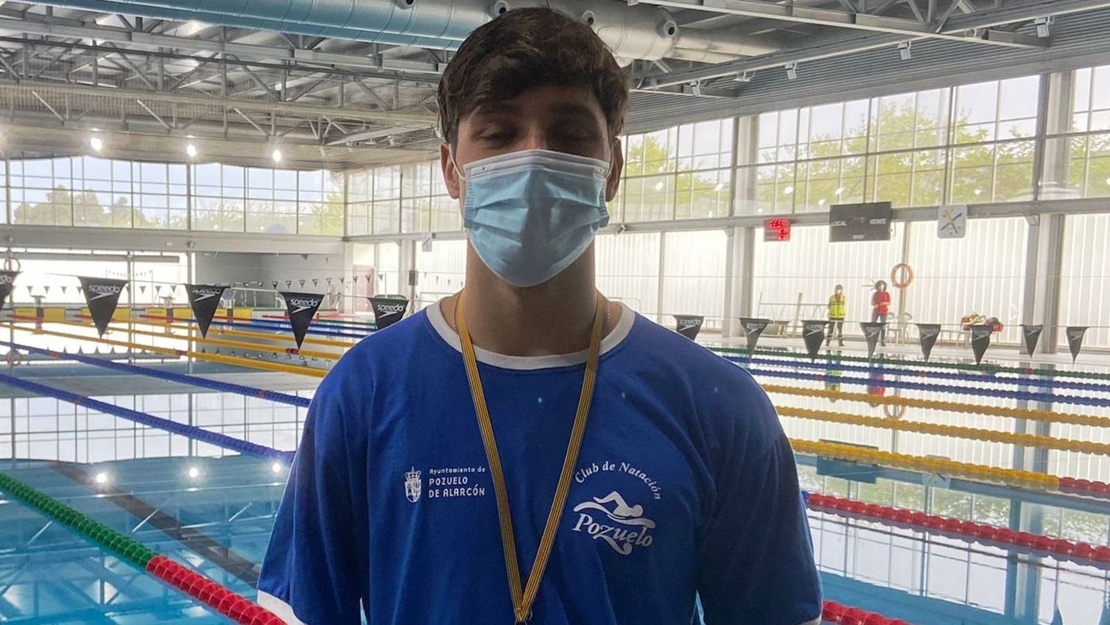 El nadador pozuelero Carlos Martínez pondrá nombre a la piscina de El Torreón