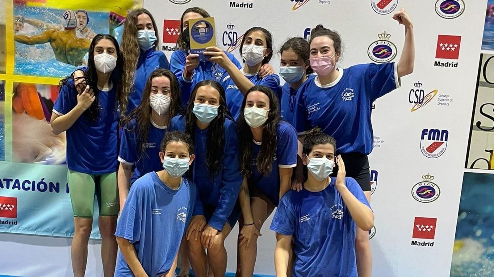 Las chicas del Club Natación Pozuelo ascienden a División de Honor